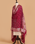 Majenta Butti Bandhani Dupatta in Silk