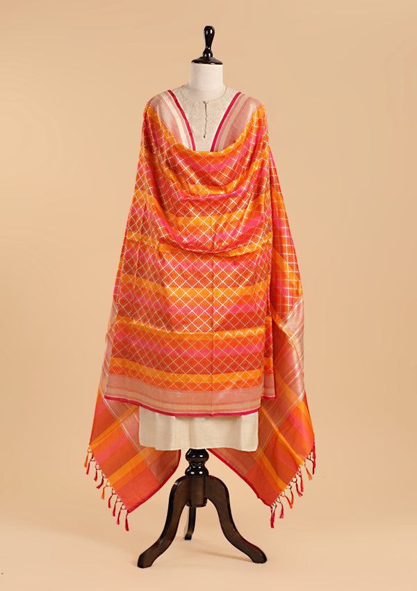 Why Jamdani Dupattas Are the Ultimate Ethnic Style Hack This Year