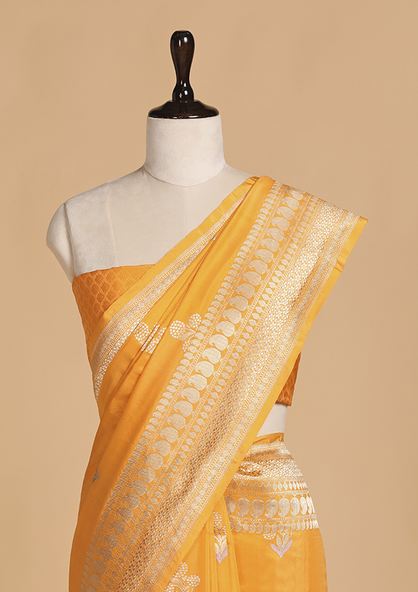 Golden Butta Saree in Silk