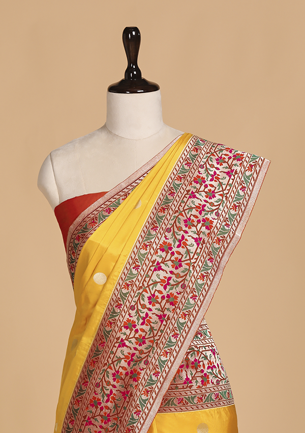 Yellow Butti Saree in Silk