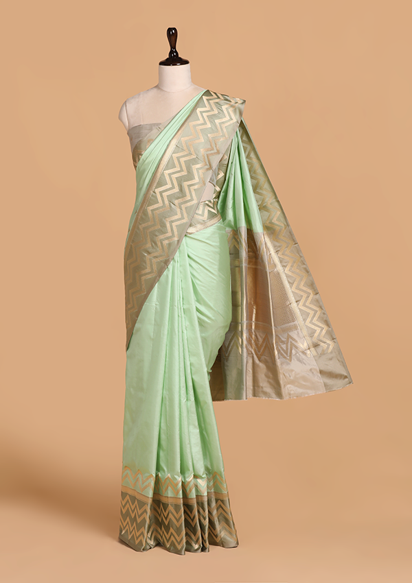 Pista Green Plain Saree in Silk