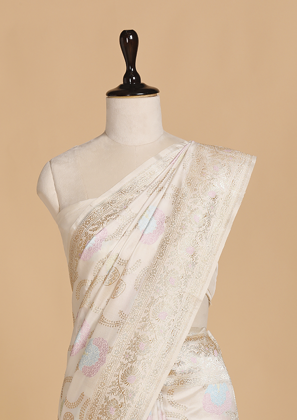 Off White Jaal Saree in Silk