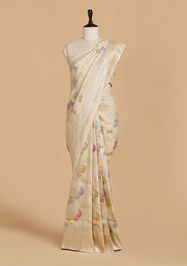 Off White Lehariya Saree in Georgette Tussar