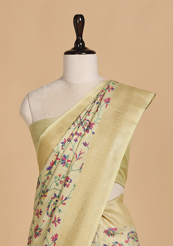 Light Pista Green Jaal Saree in Georgette Tussar