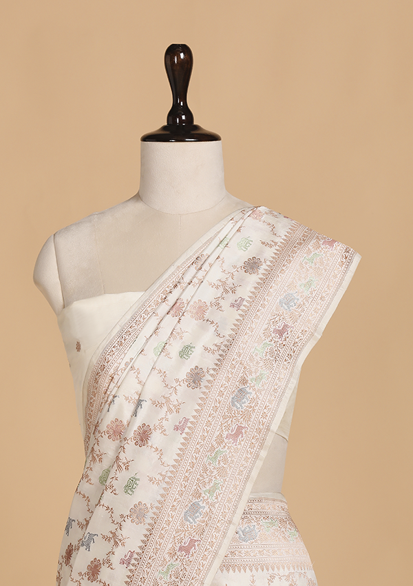 Off White without Zari Saree in Silk