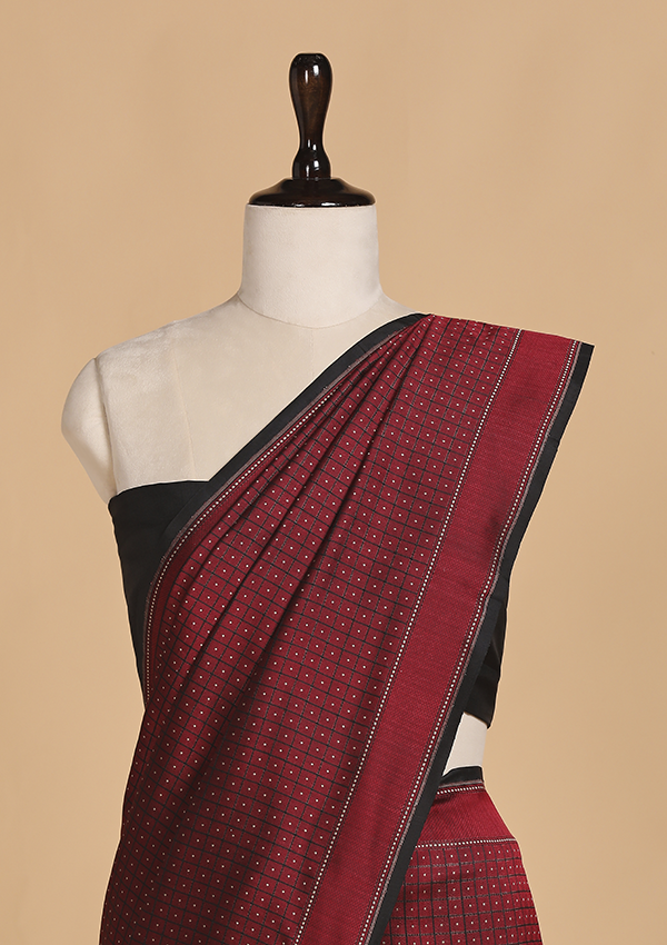 Black without Zari Saree in Silk