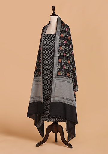 Black without Zari Dress in Georgette Tussar