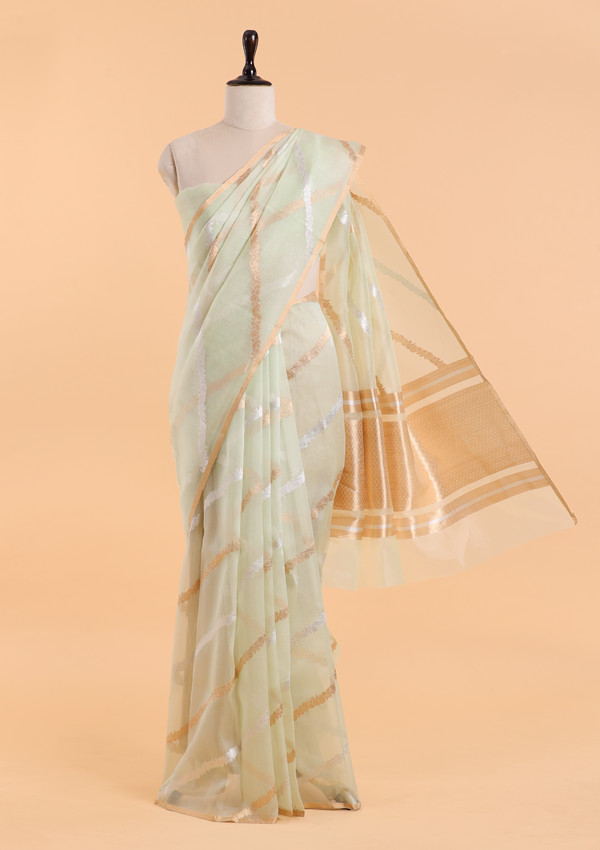 Light Pista Green Lehariya  Saree in Kora Silk