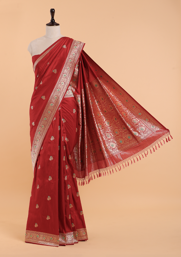 Red Butti Saree in Silk
