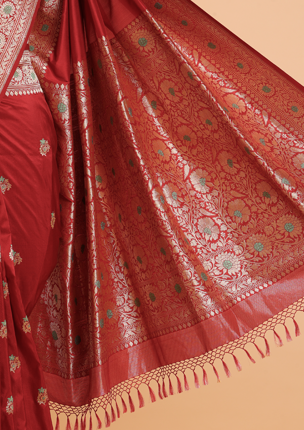 Red Butti Saree in Silk