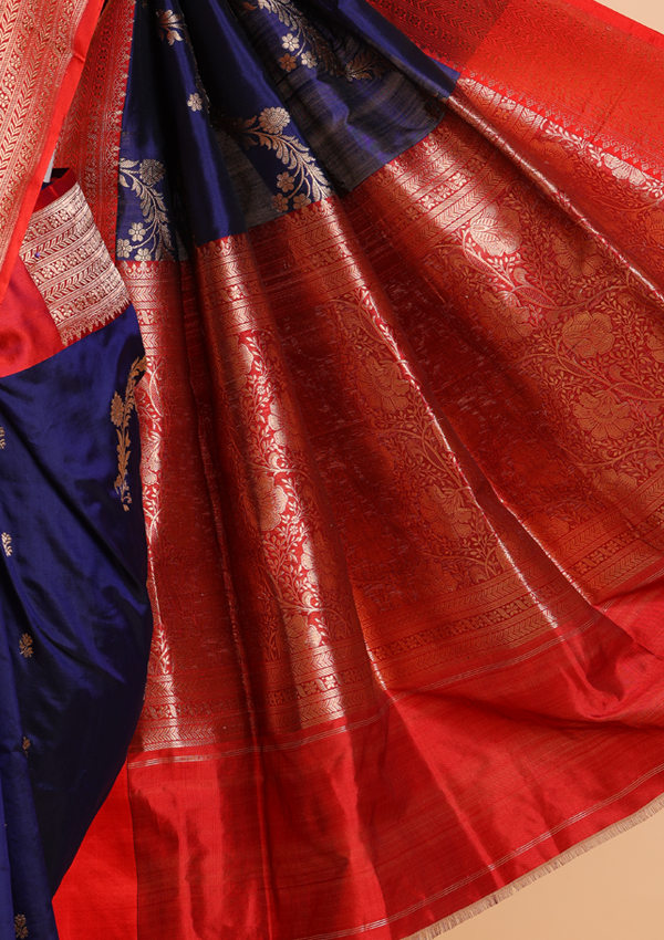 Navy Blue Lehariya Saree in Silk