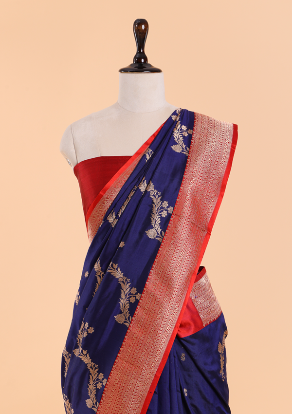 Navy Blue Lehariya Saree in Silk