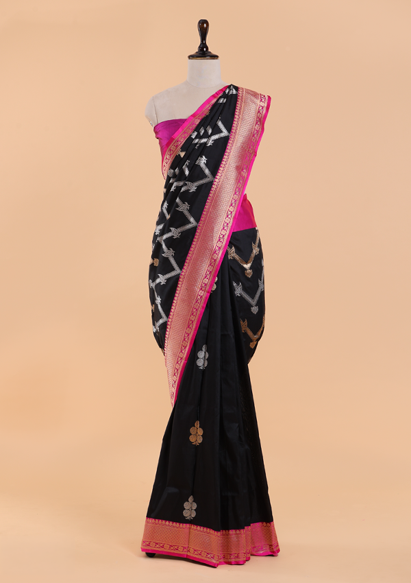 Black Lehariya Saree in Silk
