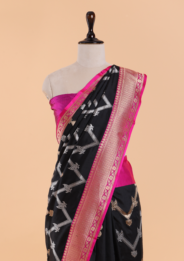 Black Lehariya Saree in Silk