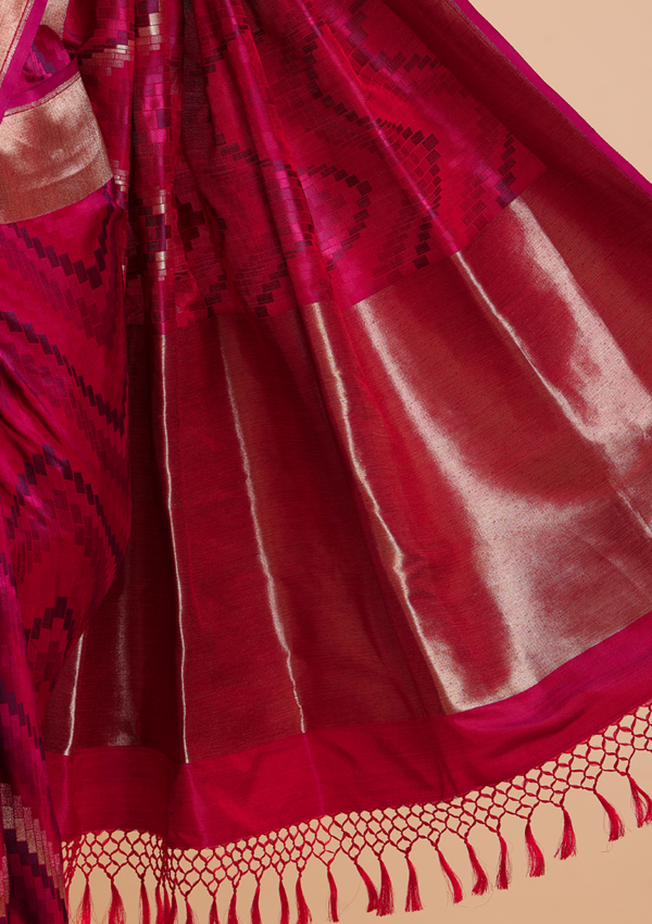 Magenta Pink Lehariya Saree in Silk