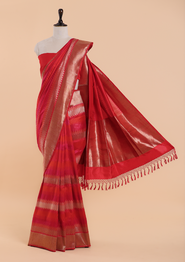 Red Rangkat Saree in Silk