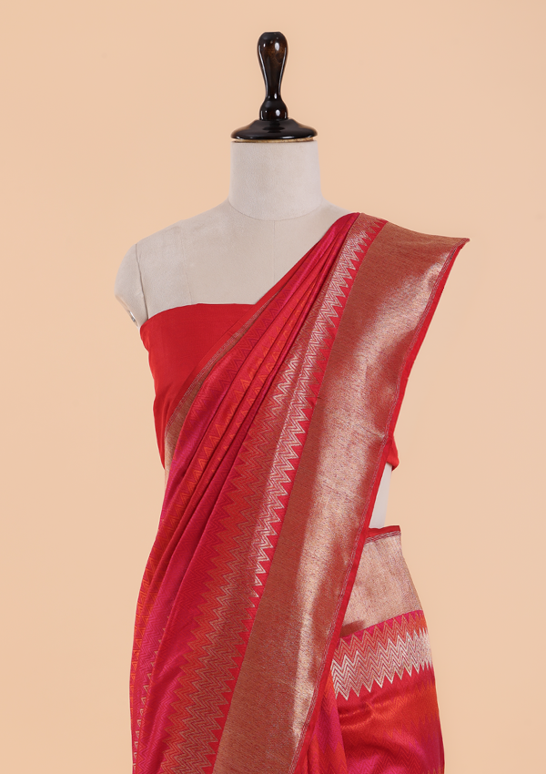 Red Rangkat Saree in Silk