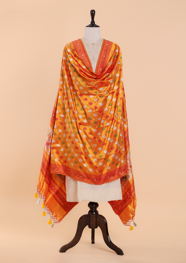 Short Gold Butti Dupatta in Silk