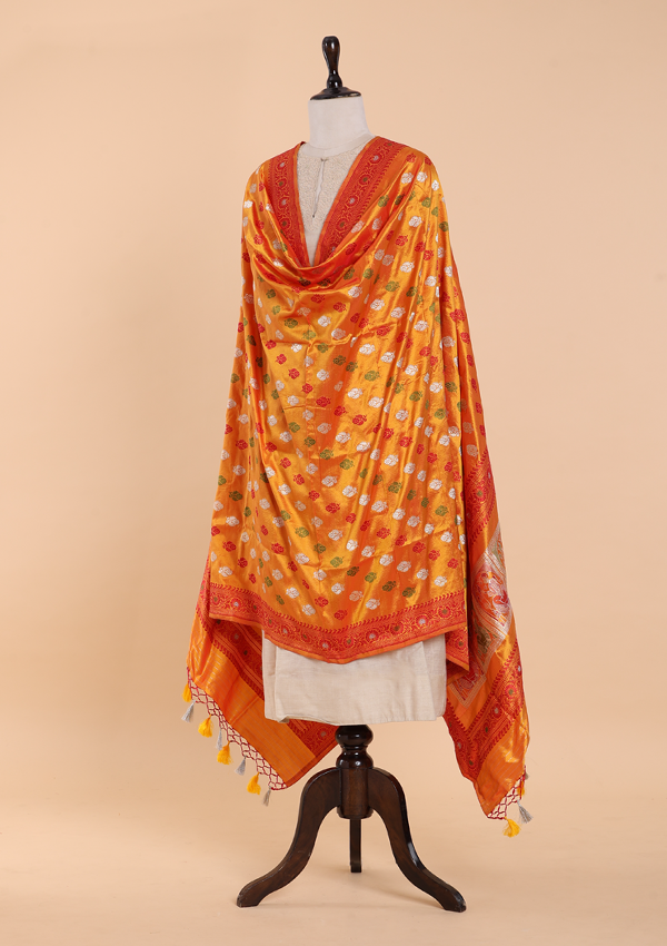 Short Gold Butti Dupatta in Silk