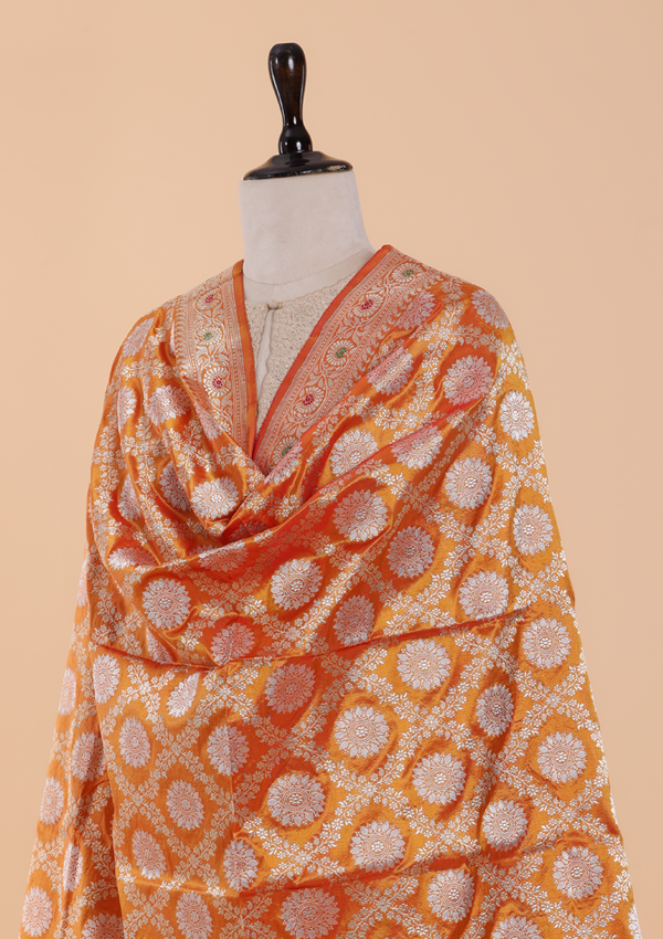 Short Gold Jaal Dupatta in Silk