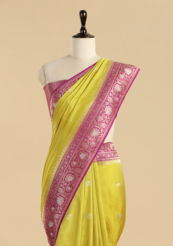 Pista Green Butti Saree in Silk