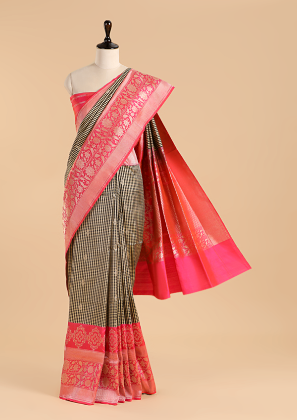 Cream Butti Saree in Silk