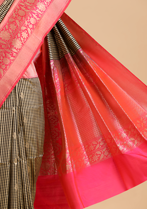 Cream Butti Saree in Silk