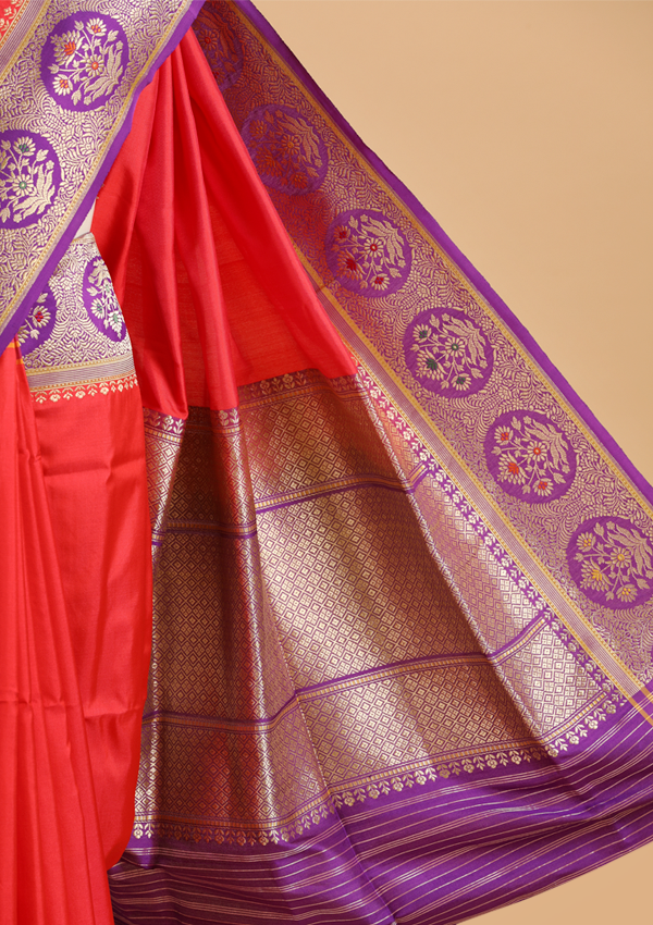 Red Plain Saree in Silk