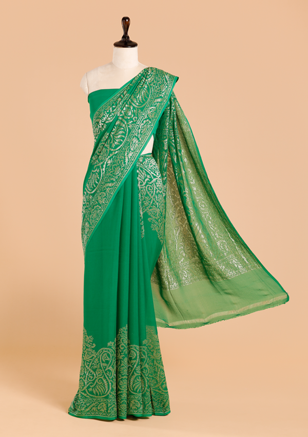 Green Plain Saree in Georgette