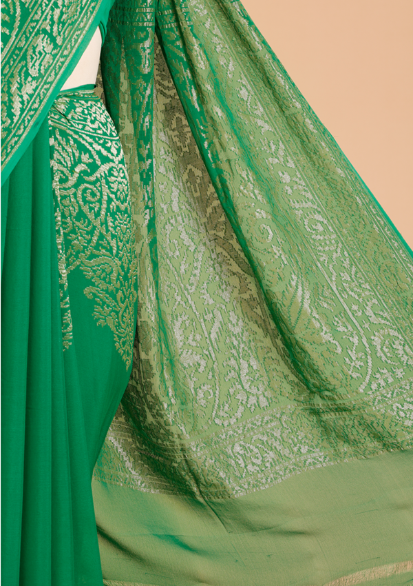 Green Plain Saree in Georgette