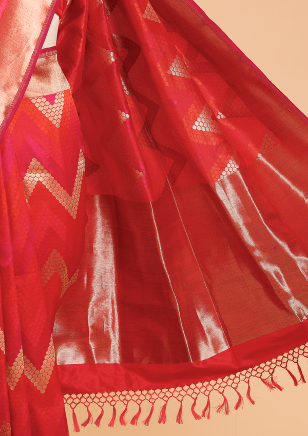 Red Tanchoi Saree in Silk