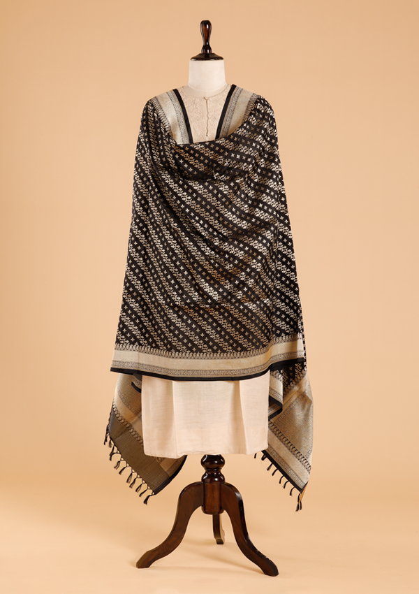 Black Lehariya Dupatta in Silk