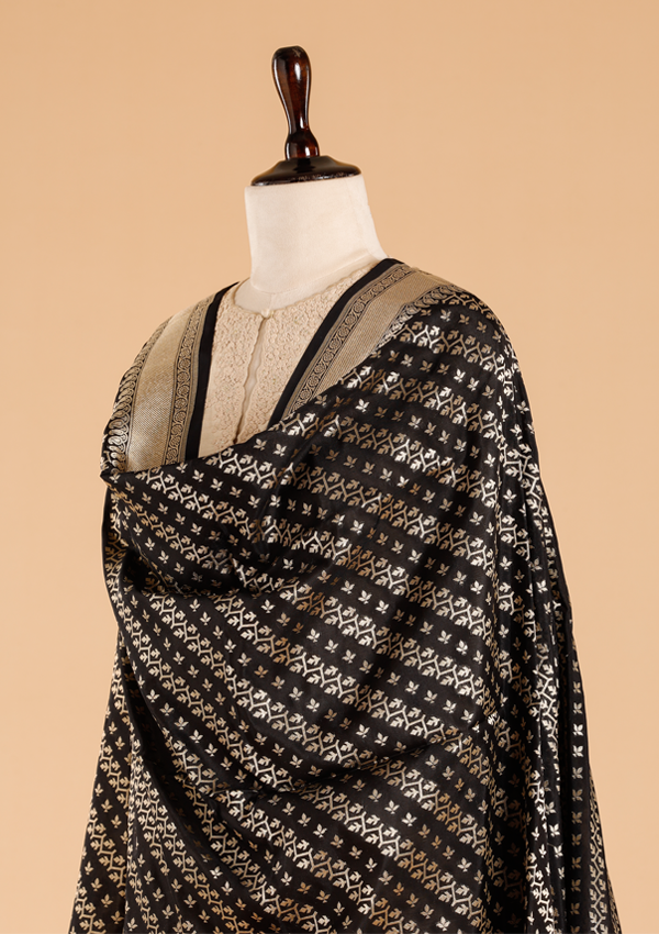 Black Lehariya Dupatta in Silk