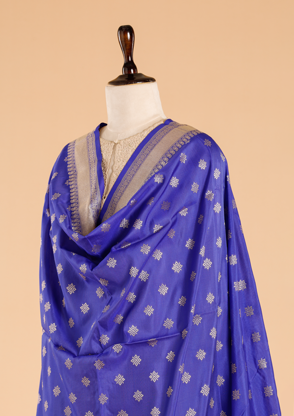 Royal Blue Butti Dupatta in Silk