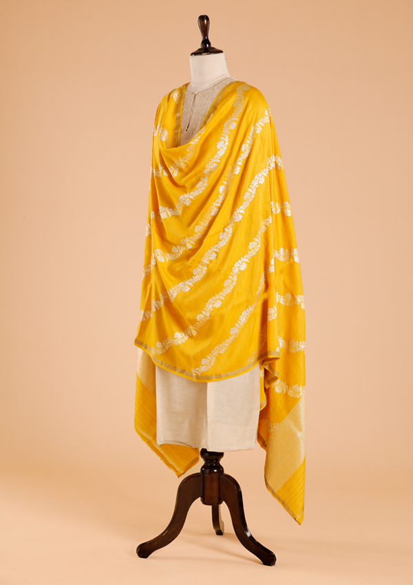 Yellow Lehariya Dupatta in Georgette Tussar