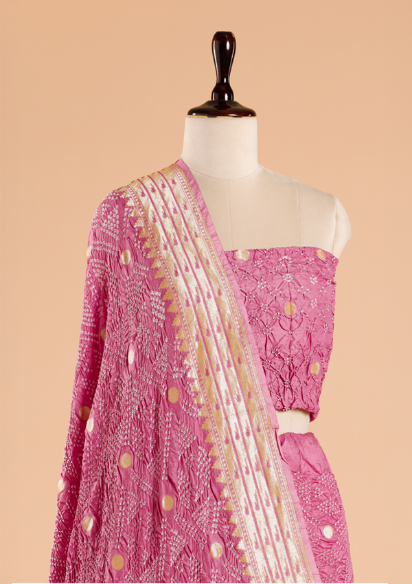 Lavender Butti Bandhani Saree in Georgette