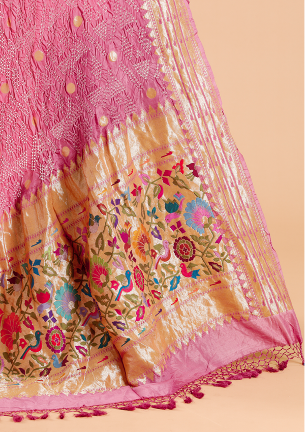 Lavender Butti Bandhani Saree in Georgette