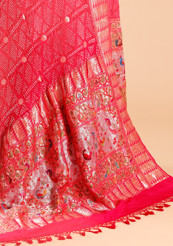Rani Pink Butti Bandhani Saree in Georgette