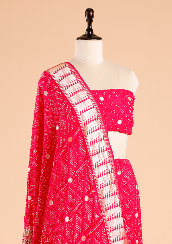 Rani Pink Butti Bandhani Saree in Georgette