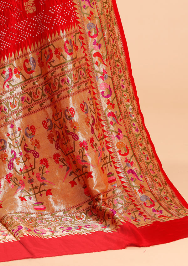 Red Butti Bandhani Saree in Georgette