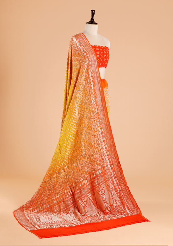 Yellow Butti Bandhani Saree in Georgette