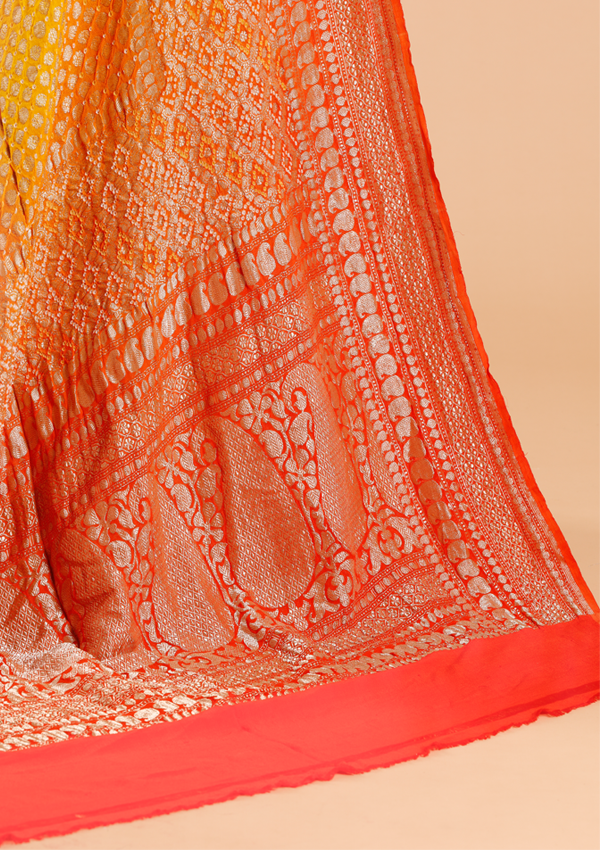 Yellow Butti Bandhani Saree in Georgette