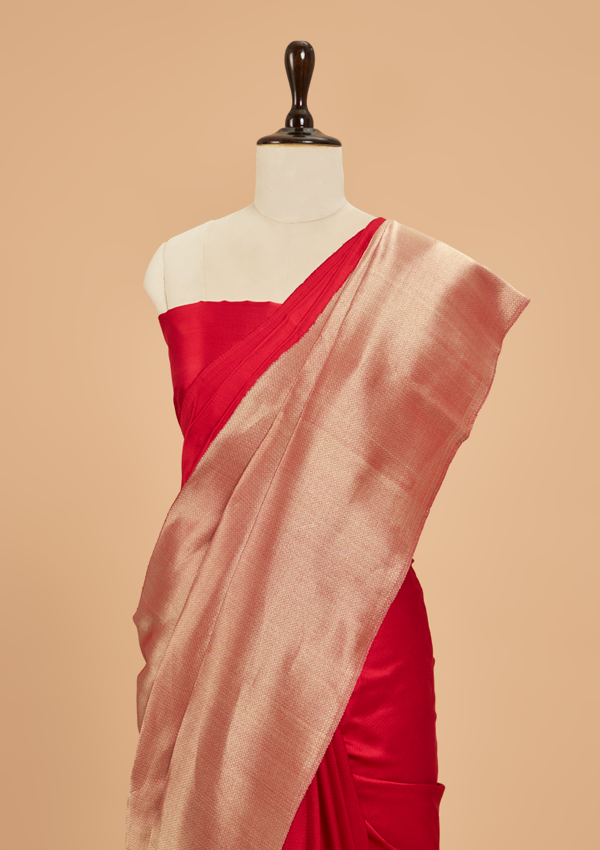 Red Plain Saree in Silk