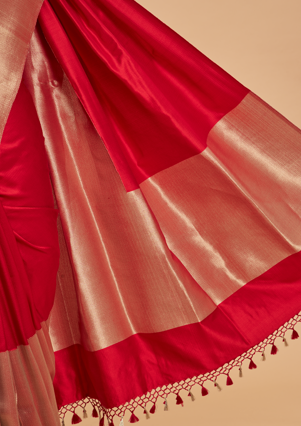 Red Plain Saree in Silk